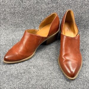 Universal Threads Brown Man Made Ankle Boots Women’s 9.5